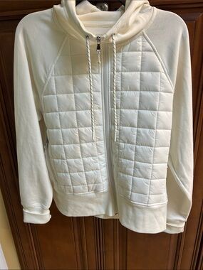 Old Navy Cream Quilted Zip Hoodie Jacket